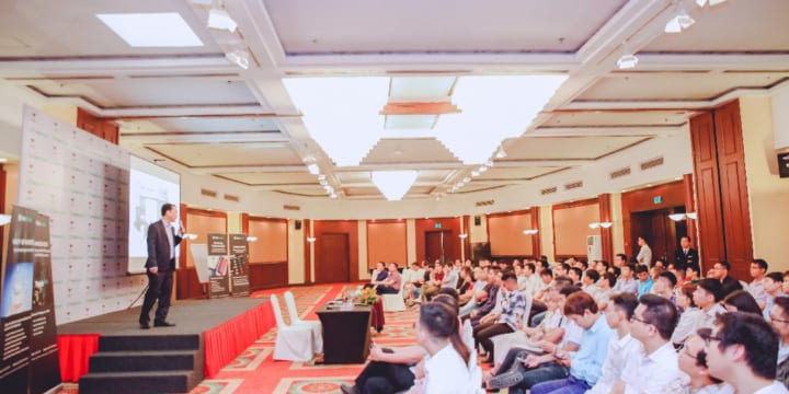 Tổ Chức Hội Thảo Chuyên Nghiệp Cho Doanh Nghiệp