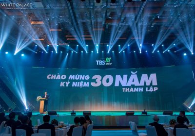 Tổ Chức Lễ Kỷ Niệm Thu Hút Truyền Thông
